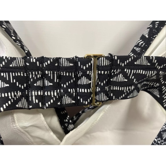 Merona One-piece Black Pattern bathing suit for women 36DD New - Picture 9 of 11